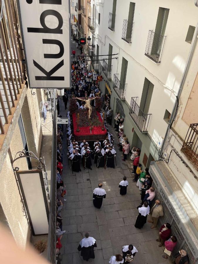 Kubik Hotel Caces Buitenkant foto